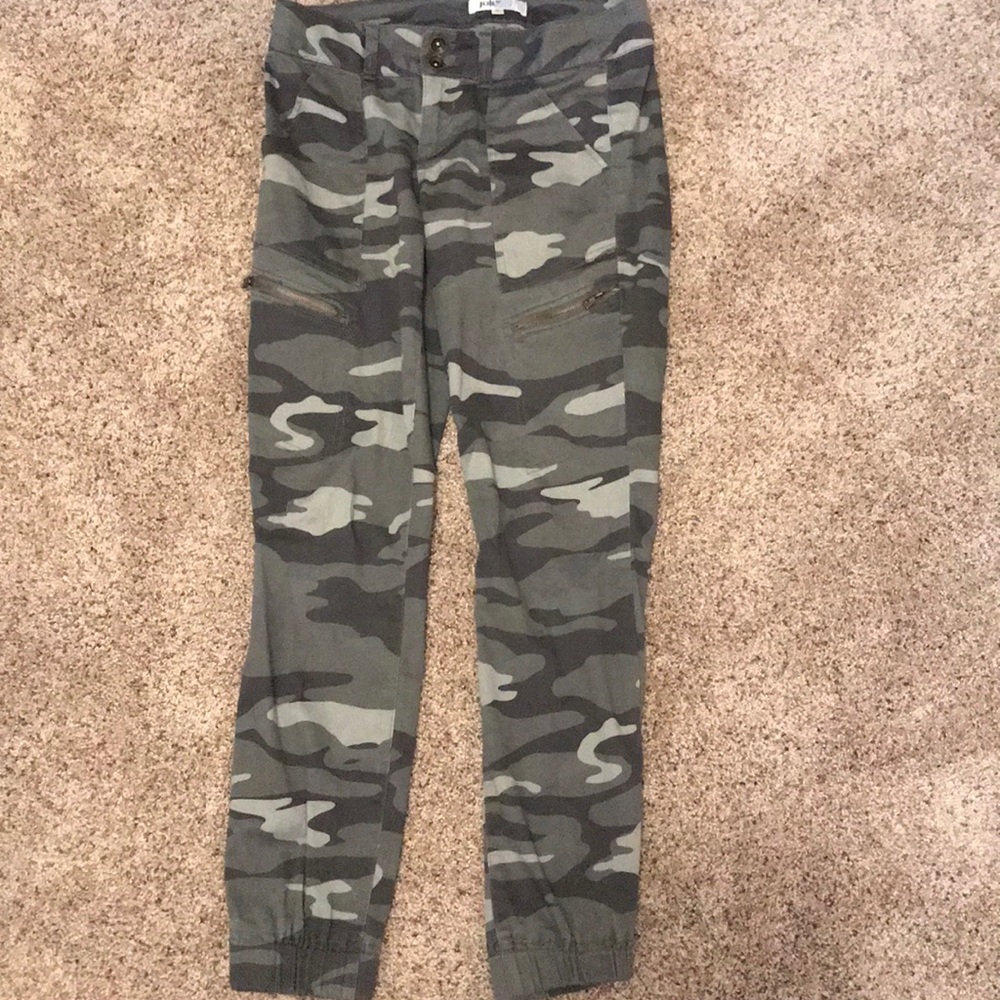 Super comfy camo jeans